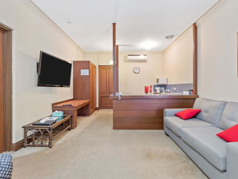 Heritage Country Motel - Accommodation Gladstone 21
