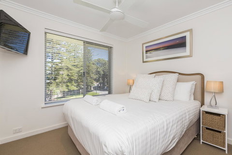 Cottesloe Beach Pines Apartment - Accommodation Gladstone 5