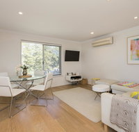 Cottesloe Beach Pines Apartment - Accommodation Gladstone