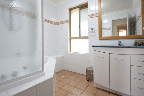 Mandalay Holiday Resort And Tourist Park - Accommodation Gladstone 12