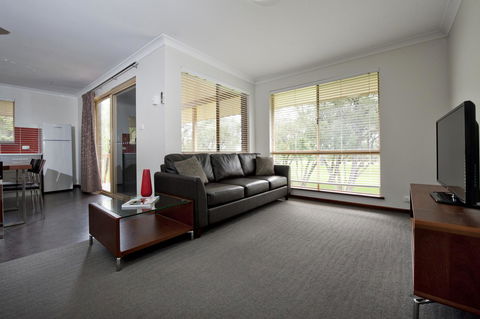 Mandalay Holiday Resort And Tourist Park - Accommodation Gladstone 8