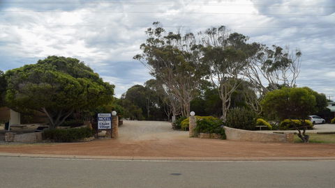 Hopetoun Motel & Chalet Village - Accommodation Gladstone 12