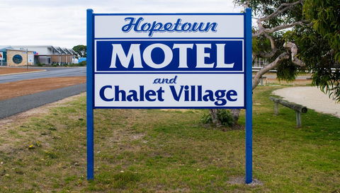 Hopetoun Motel & Chalet Village - Accommodation Gladstone 5