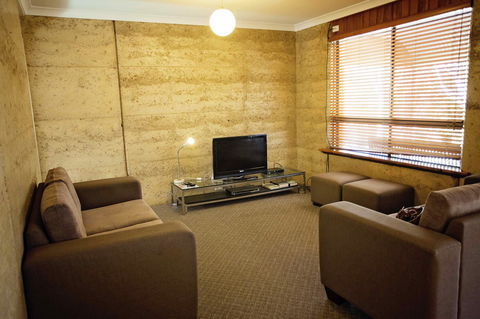 Hopetoun Motel & Chalet Village - Accommodation Gladstone 41