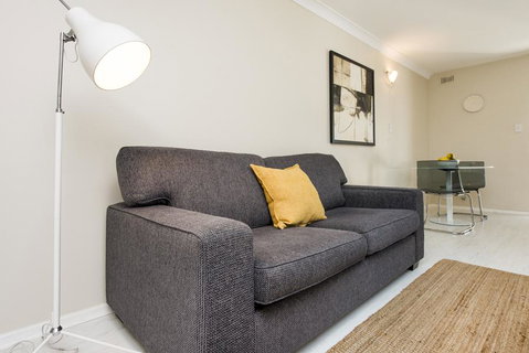 Townshend Rd - Accommodation Gladstone 40