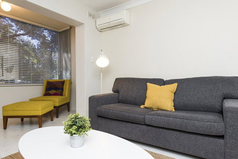 Townshend Rd - Accommodation Gladstone 35