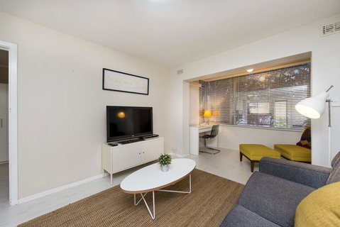 Townshend Rd - Accommodation Gladstone 7