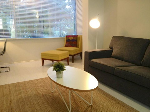 Townshend Rd - Accommodation Gladstone 1