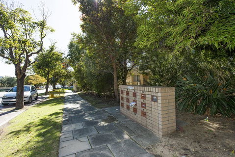 Townshend Rd - Accommodation Gladstone 34