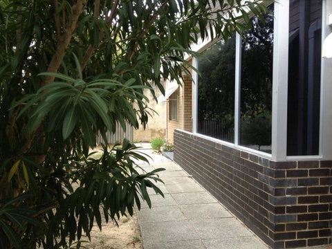Townshend Rd - Accommodation Gladstone 28