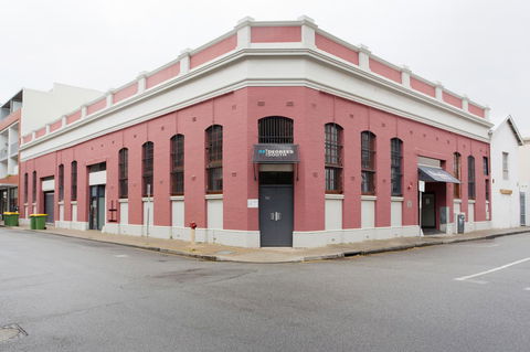 Windows On Pakenham - Accommodation Gladstone 17