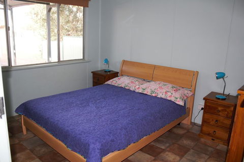 Kestrel Chalets - Accommodation Gladstone 19