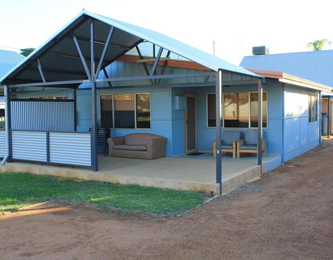 Kestrel Chalets - Accommodation Gladstone 15