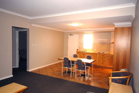 Esplanade Hotel Busselton - Accommodation Gladstone 33