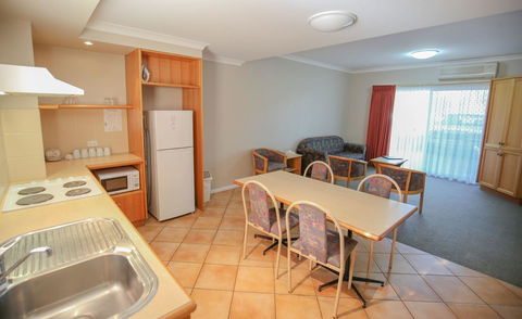 Esplanade Hotel Busselton - Accommodation Gladstone 14