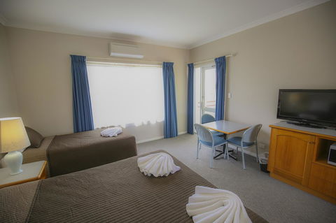 Esplanade Hotel Busselton - Accommodation Gladstone 43