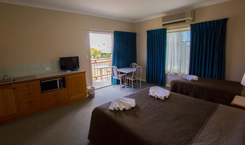 Esplanade Hotel Busselton - Accommodation Gladstone 15