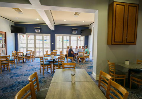 Esplanade Hotel Busselton - Accommodation Gladstone 7