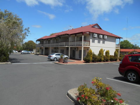 Esplanade Hotel Busselton - Accommodation Gladstone 32