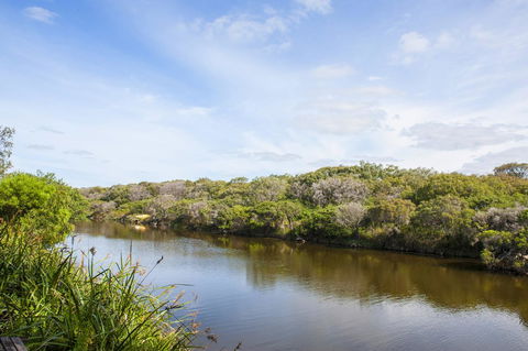 Seahaven - Accommodation Gladstone 5