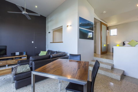 Aquatic Visions - Accommodation Gladstone 11