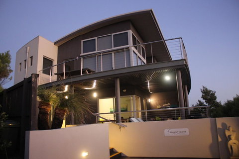 Aquatic Visions - Accommodation Gladstone 21
