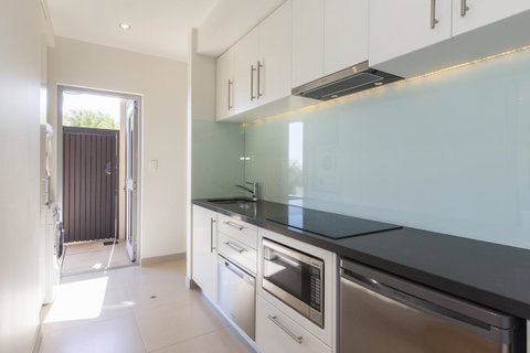 Aquatic Visions - Accommodation Gladstone 20