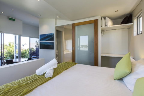 Aquatic Visions - Accommodation Gladstone 2