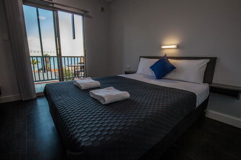 Beadon Bay Hotel - Accommodation Gladstone 4