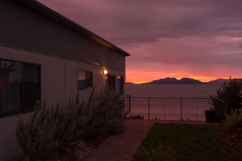 Swansea Beach Chalets - Accommodation Gladstone 38