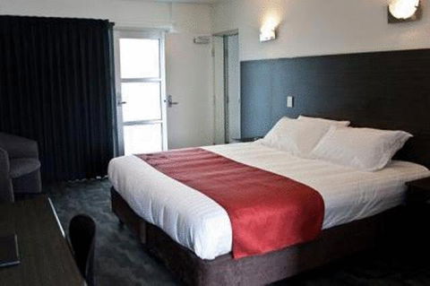 Brighton Hotel Motel - Accommodation Gladstone 11