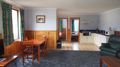 Strahan Retreat Holiday Park - Accommodation Gladstone 15