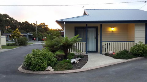 Strahan Retreat Holiday Park - Accommodation Gladstone 28