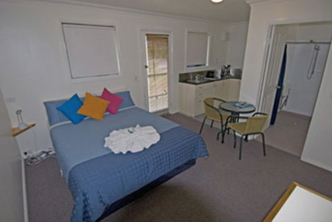 Strahan Retreat Holiday Park - Accommodation Gladstone 16