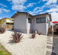 Bircoo Cottage Beach and Golf Getaway - Accommodation Gladstone
