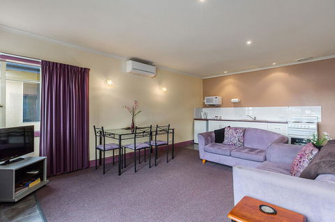 Smugglers Rest Apartments Dover - Accommodation Gladstone 9