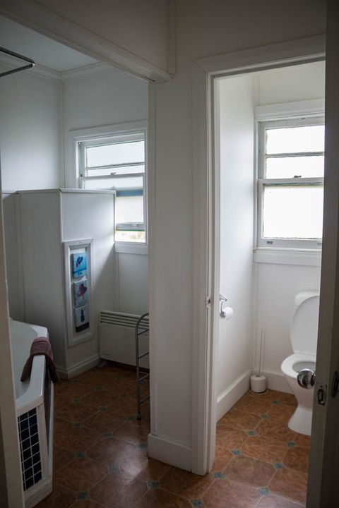 Giants Table And Cottages - Accommodation Gladstone 16