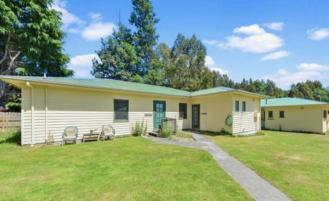 Giants Table And Cottages - Accommodation Gladstone 10