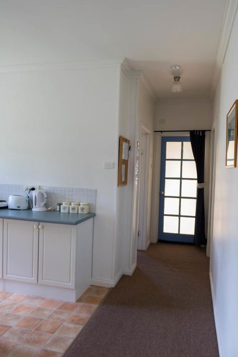 Giants Table And Cottages - Accommodation Gladstone 19