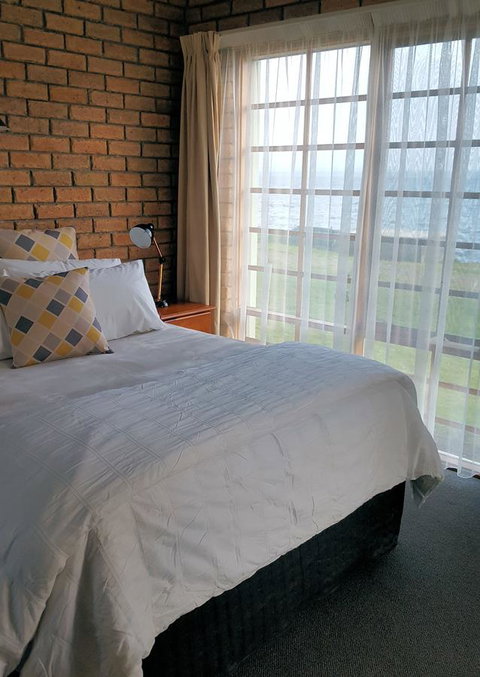 Stanley Village Waterfront Accommodation - Accommodation Gladstone 5
