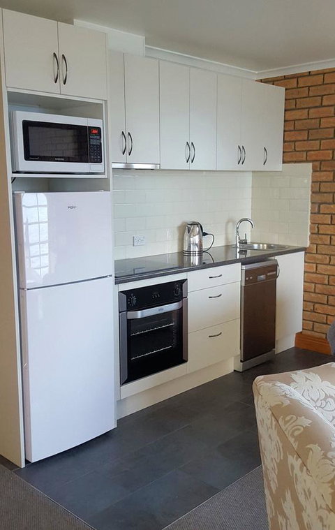 Stanley Village Waterfront Accommodation - Accommodation Gladstone 7