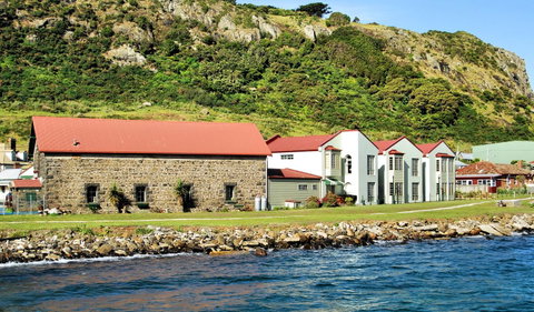 Stanley Village Waterfront Accommodation - Accommodation Gladstone 12