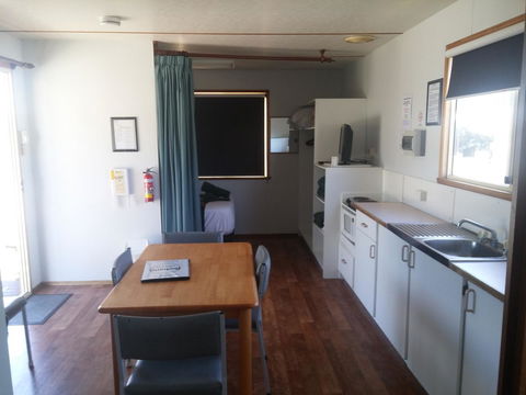 Bicheno Cabin Park - Accommodation Gladstone 31