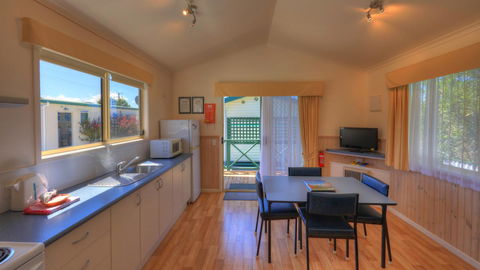 Bicheno Cabin Park - Accommodation Gladstone 17