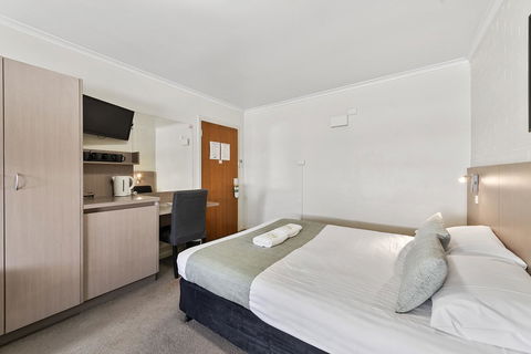 The Cornwall Boutique Hotel - Accommodation Gladstone 18