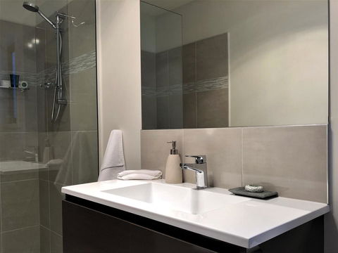 Oceana B&B - Accommodation Gladstone 28