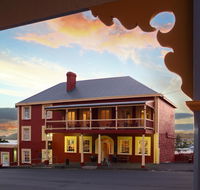 Stanley Hotel  Apartments - Accommodation Gladstone