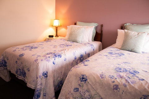Stanley Hotel & Apartments - Accommodation Gladstone 13