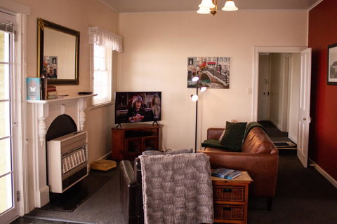 Stanley Hotel & Apartments - Accommodation Gladstone 7