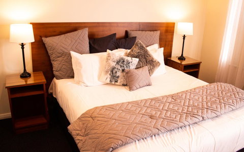 Stanley Hotel & Apartments - Accommodation Gladstone 28